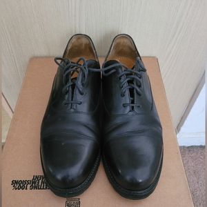 Cole hann Cap Toe size 12m